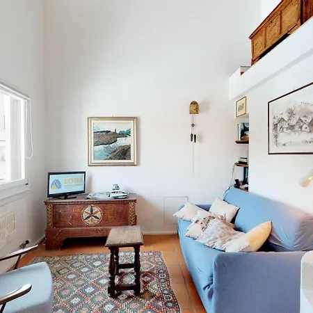 شقة Polaschin D7 *